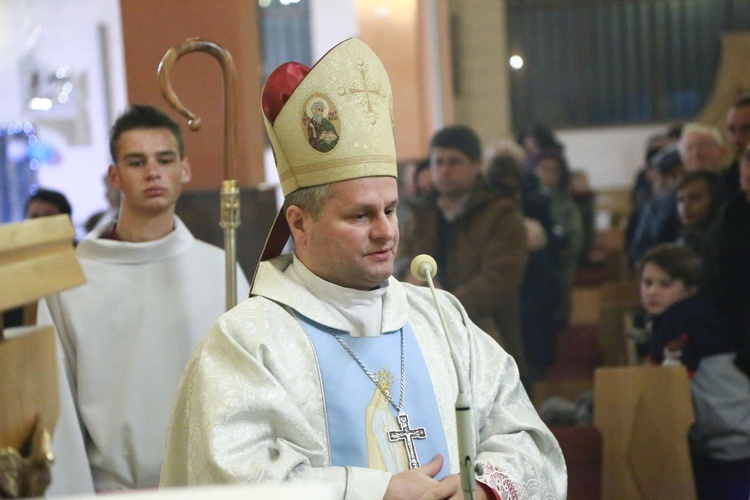 Gnojnik. Poświęcenie ołtarza MB Częstochowskiej i św. Jana Pawła II