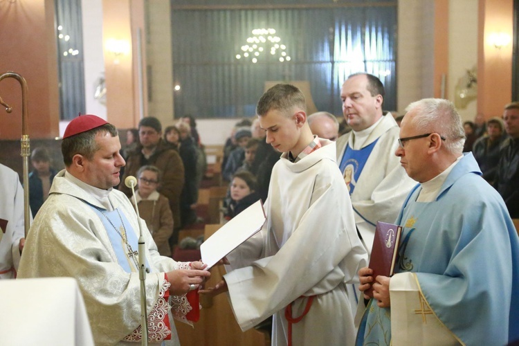 Gnojnik. Poświęcenie ołtarza MB Częstochowskiej i św. Jana Pawła II