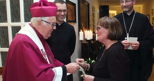 Aby lepiej przeżyć Wigilię. Spotkanie opłatkowe w hospicjum