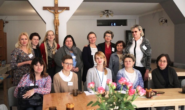 Uczestniczki grudniowego dnia skupienia dla kobiet w parafii św. Pawła w Bielsku-Białej.