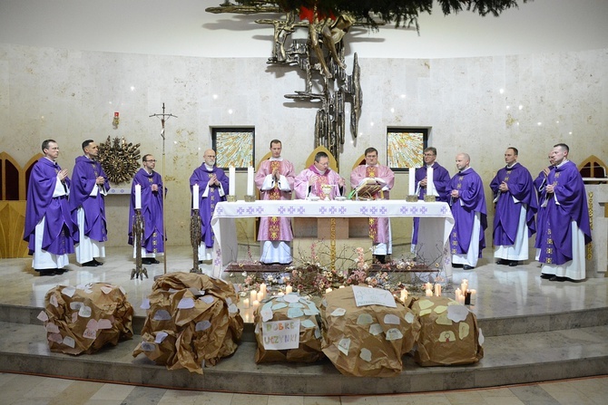 Abp Grzegorz Ryś na Remoncie Małżeńskim w Opolu