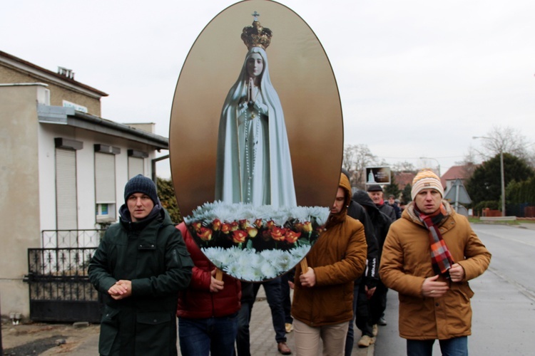 Męski Różaniec w Oleśnicy