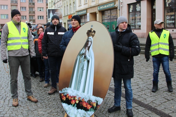 Męski Różaniec w Oleśnicy