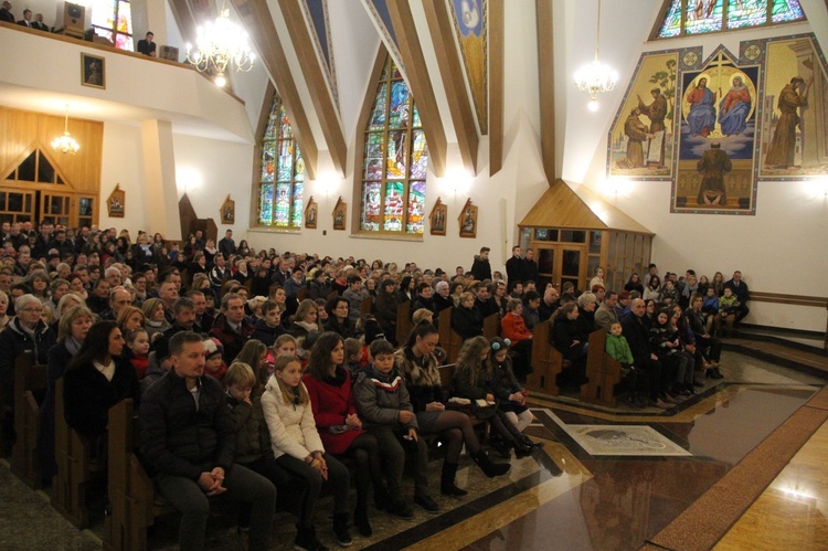 Cieniawa. Poświęcenie polichromii