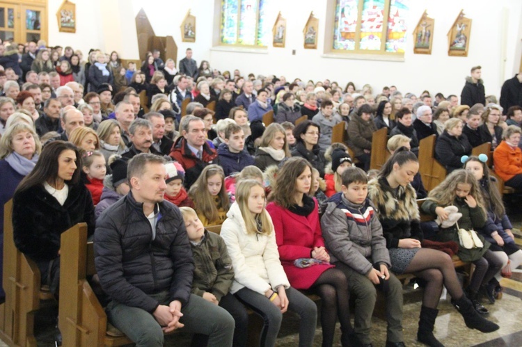 Cieniawa. Poświęcenie polichromii