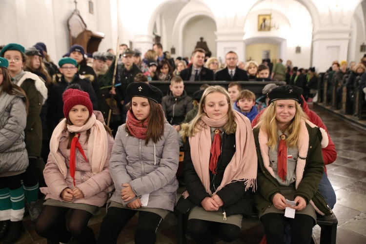 Betlejemskie Światełko Pokoju w Sandomierzu