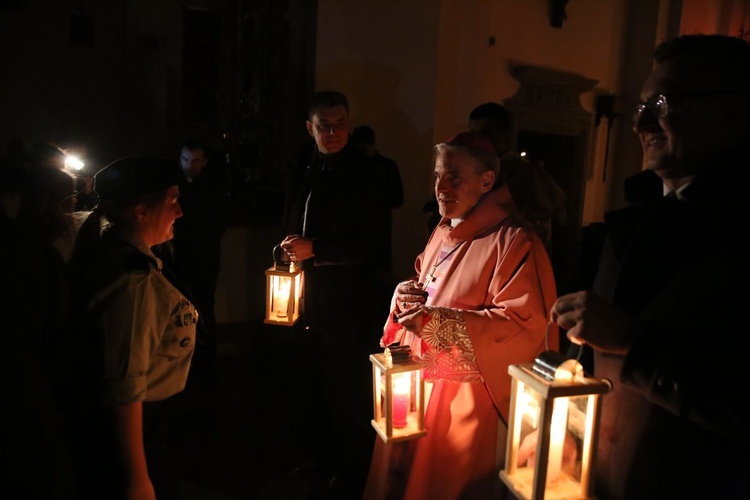 Betlejemskie Światełko Pokoju w Sandomierzu