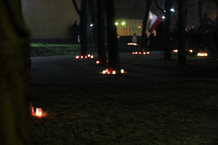 38. rocznica masakry na kopalni Wujek - uroczystości pod krzyżem