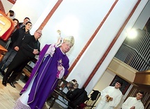 Nowo powstałe dzieło pobłogosławił bp Zadarko.