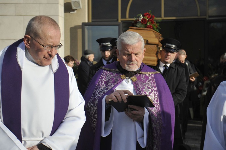 Uroczystości pogrzebowe Attili Leszka Jamrozika