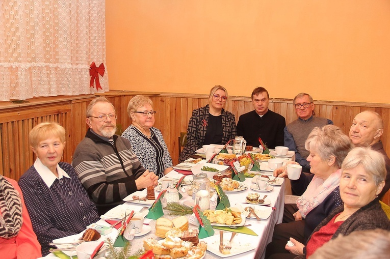 Międzyszkolny Konkurs Kolęd i Pastorałek w Redle