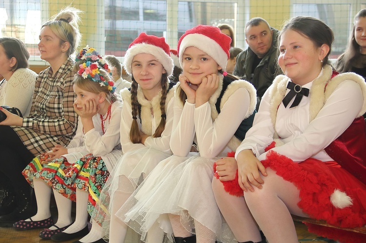 Międzyszkolny Konkurs Kolęd i Pastorałek w Redle