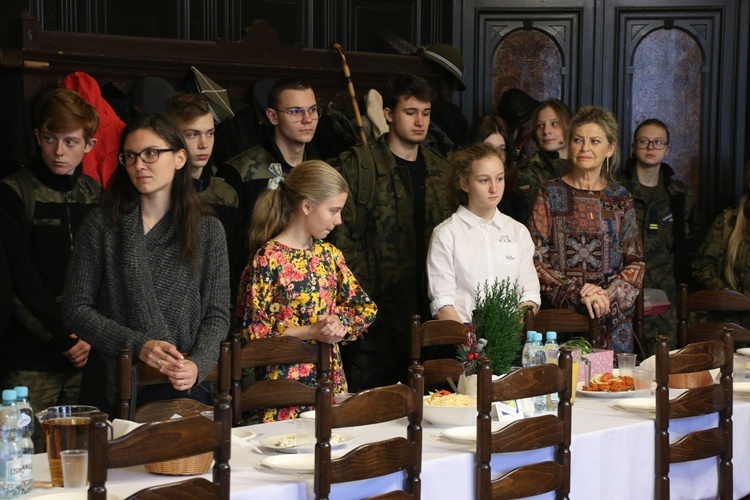 Międzypokoleniowe spotkanie wigilijne kombatantów i młodzieży