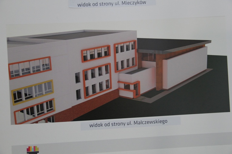 Parafia w Podlesiu przekazuje ziemię na boisko dla szkoły