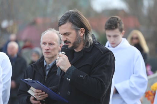 Ostatnie pożegnanie rodziny śp. Kaimów - ofiar wybuchu w Szczyrku