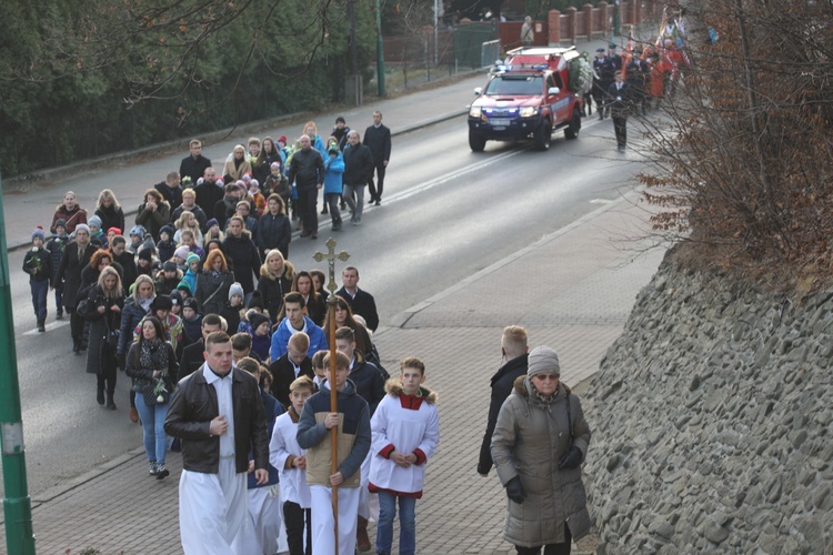 Ostatnie pożegnanie rodziny śp. Kaimów - ofiar wybuchu w Szczyrku