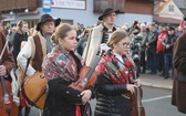 Ostatnie pożegnanie rodziny śp. Kaimów - ofiar wybuchu w Szczyrku