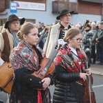 Ostatnie pożegnanie rodziny śp. Kaimów - ofiar wybuchu w Szczyrku