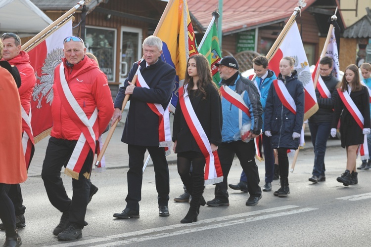 Ostatnie pożegnanie rodziny śp. Kaimów - ofiar wybuchu w Szczyrku