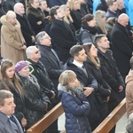 Ostatnie pożegnanie rodziny śp. Kaimów - ofiar wybuchu w Szczyrku