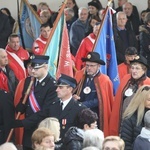 Ostatnie pożegnanie rodziny śp. Kaimów - ofiar wybuchu w Szczyrku