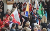 Ostatnie pożegnanie rodziny śp. Kaimów - ofiar wybuchu w Szczyrku