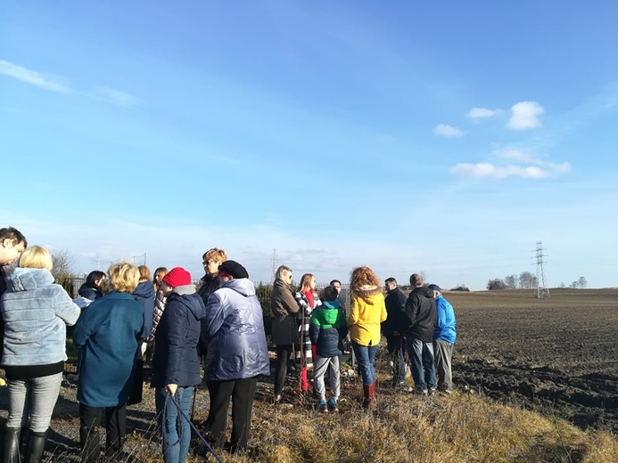 Mysłowice. Protest przeciwko budowie elektrowni fotowoltaicznej