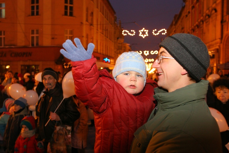 Ze śpiewnikiem i przy żłóbku 