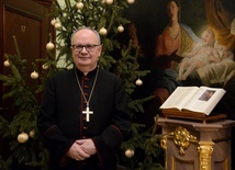 Życzenia Czytelnikom składa biskup opolski