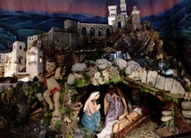 Szopka w bazylice Matki Bożej Anielskiej w Kalwarii Zebrzydowskiej znów zachwyca pielgrzymów