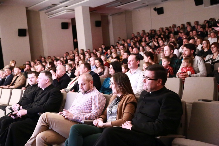 Koncert i płyta "Ziarenek Nadziei"