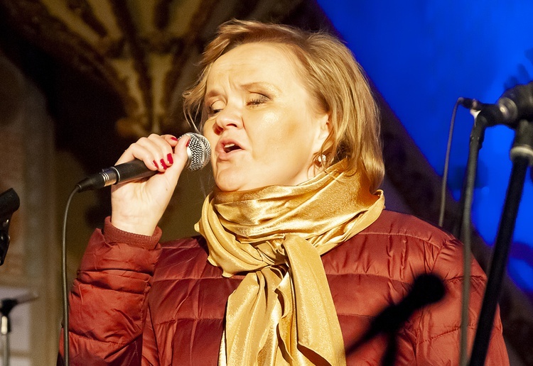 Charytatywny Koncert Bożonarodzeniowy, cz. 1