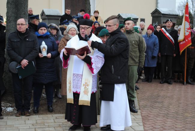 Rudnik nad Sanem: Odsłonięcie pomników