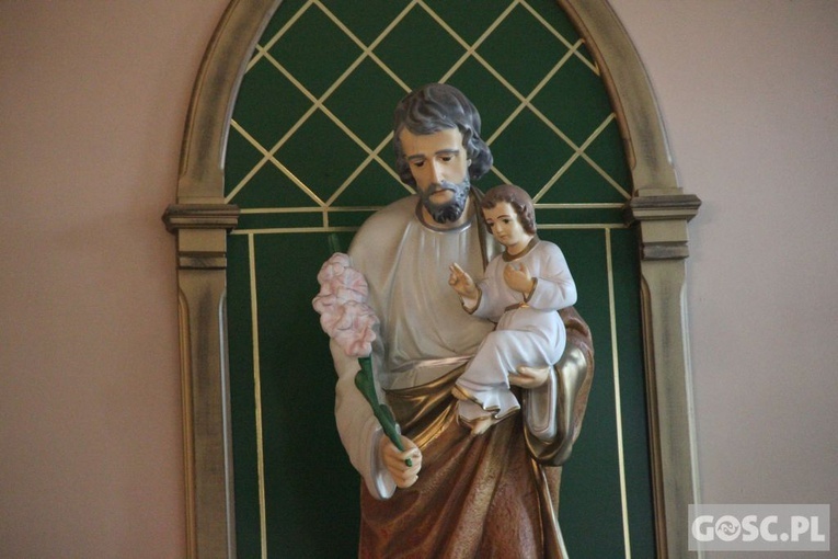 Parafia w Wiechlicach ma 25 lat