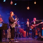Koncert kolęd w wykonaniu rodziny Pospieszalskich stał się okazją do doświadczenia bożonarodzeniowej atmosfery.