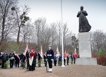 Odsłonięcie pomnika bł. ks. Franciszka Rogaczewskiego wpisane było w obchody szczególnego czasu dedykowanego błogosławionym męczennikom.