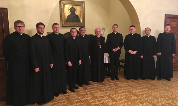 Katowice. Abp Skworc spotkał się z księżmi studentami