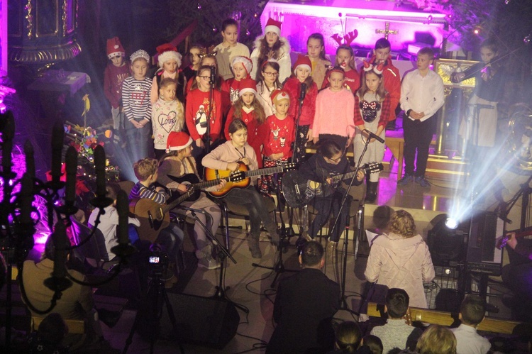 Tymowa. II Koncert Kolęd i Pastorałek