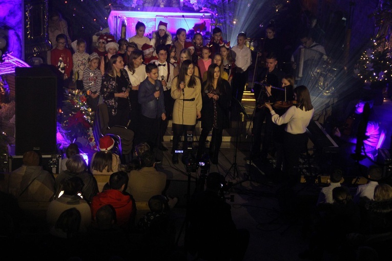 Tymowa. II Koncert Kolęd i Pastorałek