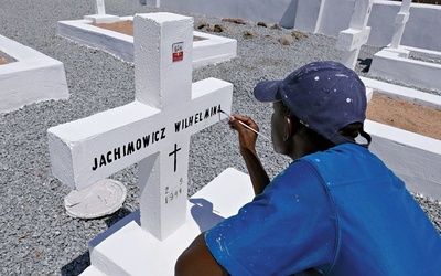 Renowacja cmentarza w Rusape  (Zimbabwe), listopad 2019.