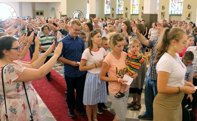 Sierpień. Powakacyjny Dzień Wspólnoty Ruchu Światło-Życie i Liturgicznej Służby Ołtarza.