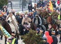 Styczeń. Ulicami szeregu miejscowości w diecezji przeszły Orszaki Trzech Króli.