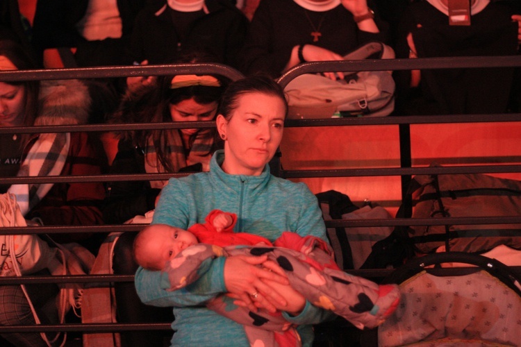 Taizé - Wrocław. Wieczorna modlitwa z bratem Aloisem, przeorem Wspólnoty.