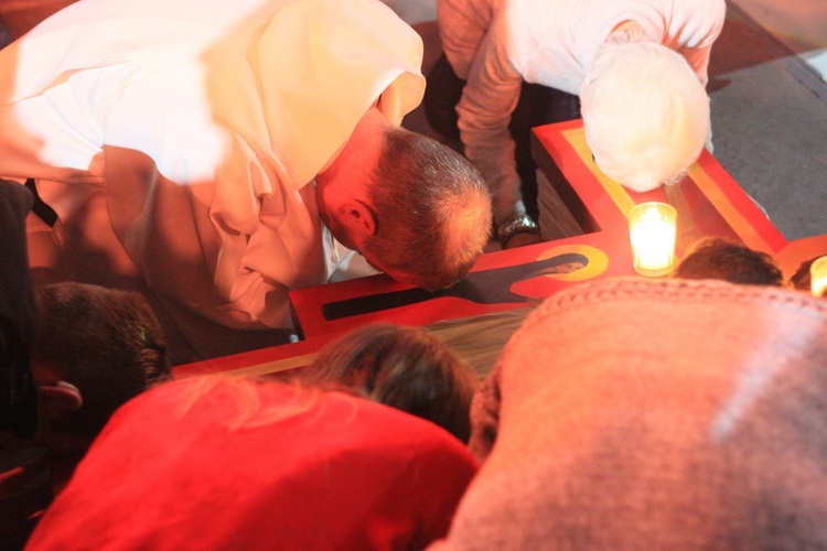 Taizé - Wrocław. Wieczorna modlitwa z bratem Aloisem, przeorem Wspólnoty.