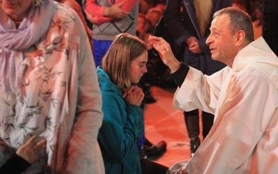 Taizé - Wrocław. Wieczorna modlitwa z bratem Aloisem, przeorem Wspólnoty.