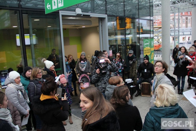 Zielonogórskie "Kolędowanie w Autobusie"