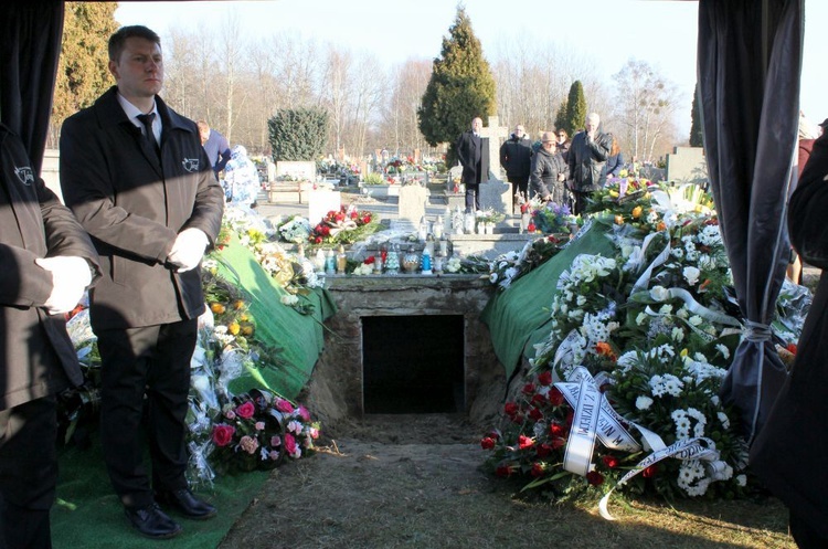 Pogrzeb śp. o. Janusza Cechowego SJ