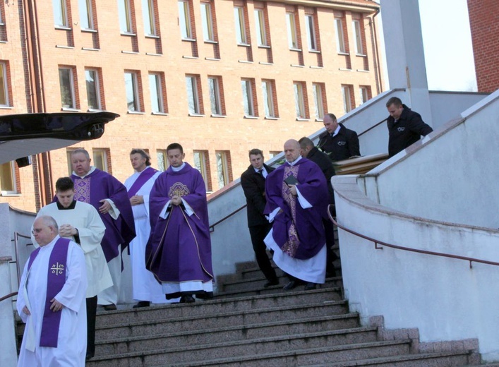 Pogrzeb śp. o. Janusza Cechowego SJ