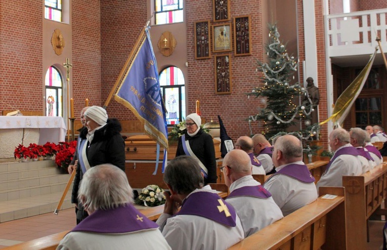 Pogrzeb śp. o. Janusza Cechowego SJ
