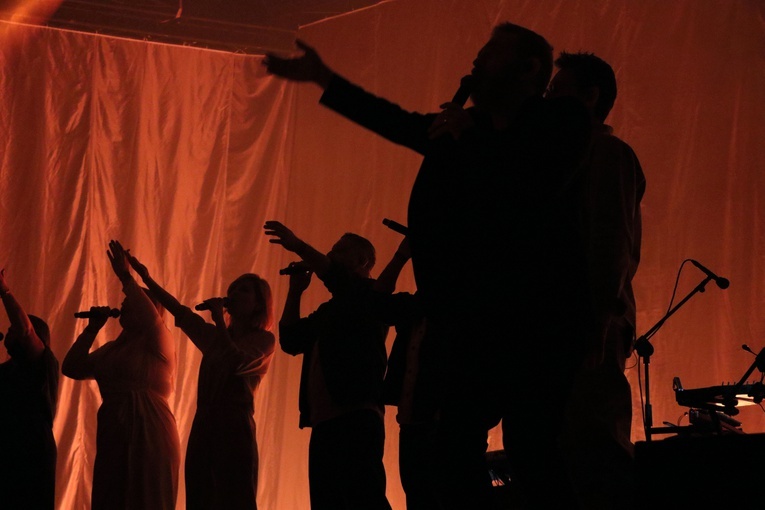 Koncert „Kolędy Świata” TGD + Goście 